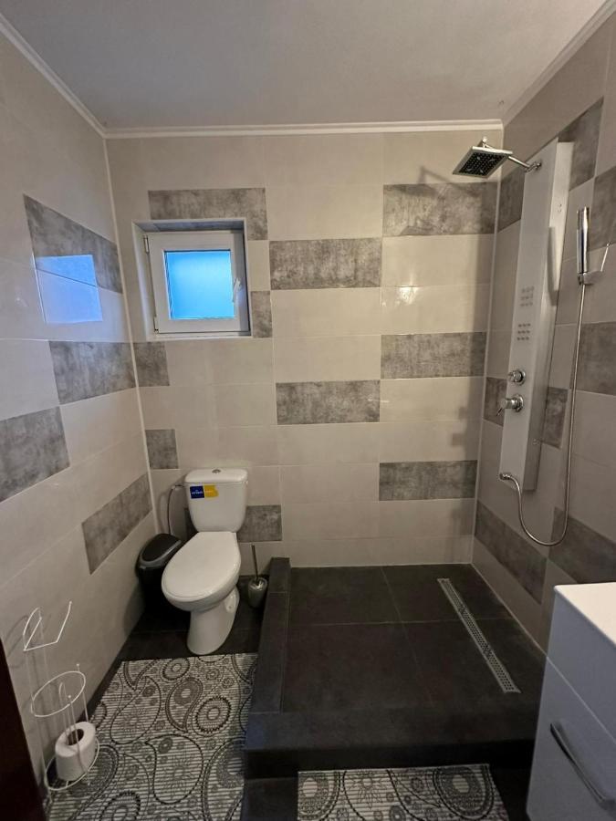 Casa Eroilor Villa Árgyasudvarhely Kültér fotó