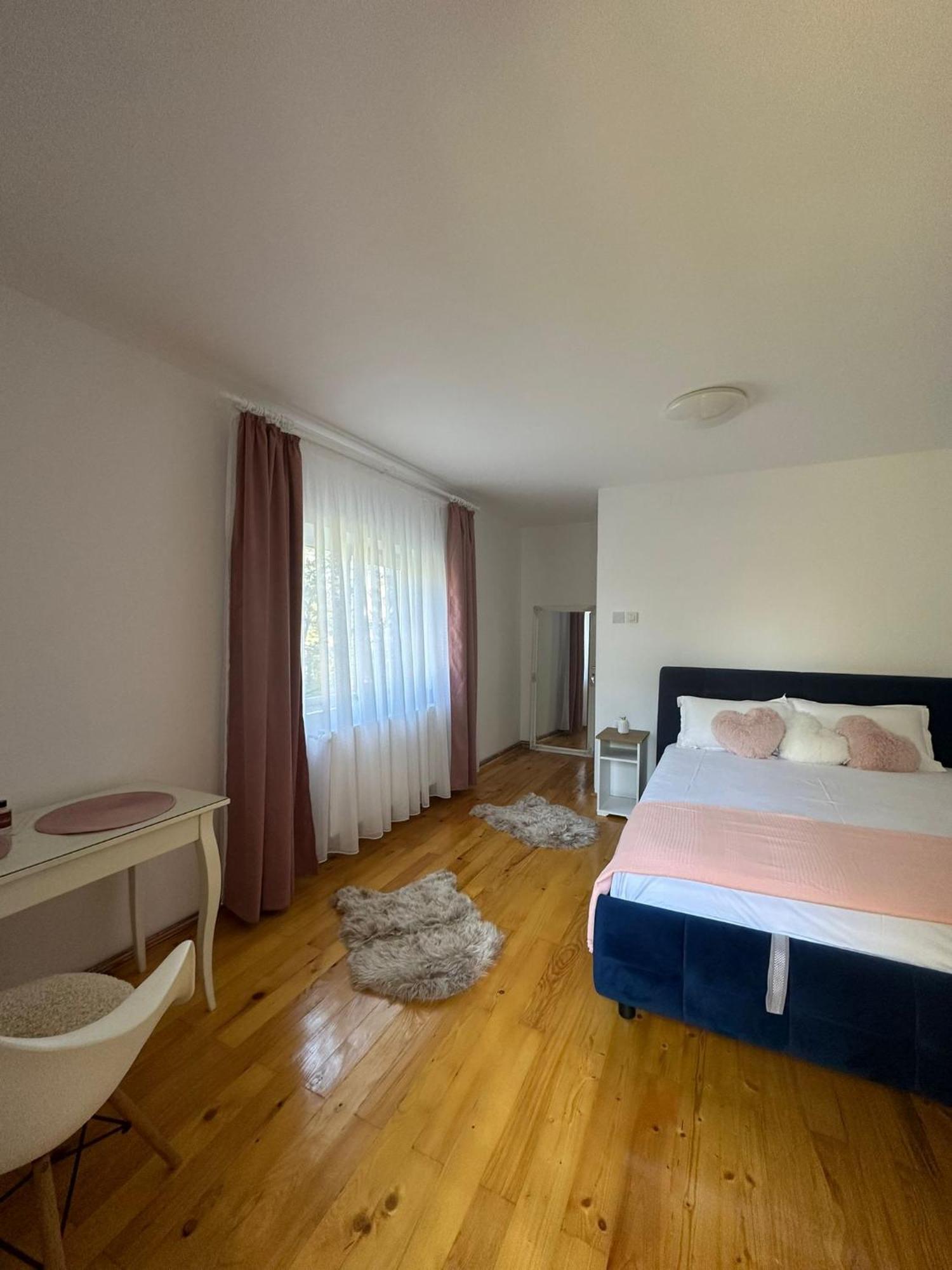 Casa Eroilor Villa Árgyasudvarhely Kültér fotó